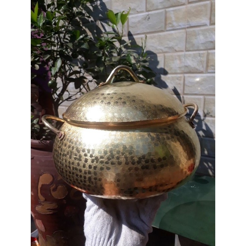 Copper Hot Pot Handcrafted by Artisans from Đại Bái Copper Casting Village, Vietnam