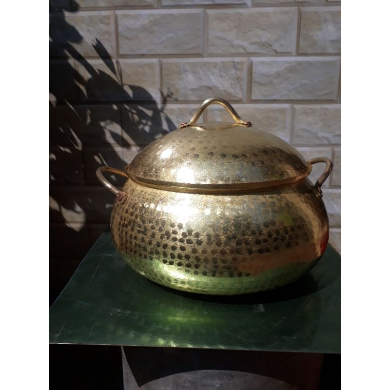 Copper Hot Pot Handcrafted by Artisans from Đại Bái Copper Casting Village, Vietnam